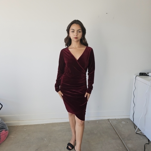 Guberry Wine Color Faux Velvet Medium Bodycon Wrap Dress - Picture 1 of 9